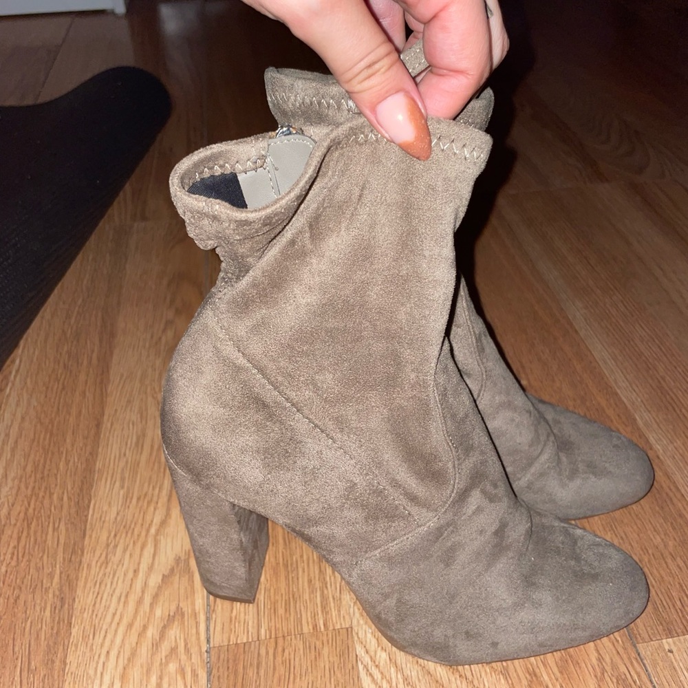 Suede Steve madden booties